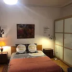 Cosy 2 50m2 Parisian Classic Flat - Passy, 16th Arrondissement, Near Eiffel Tower Lägenhet *