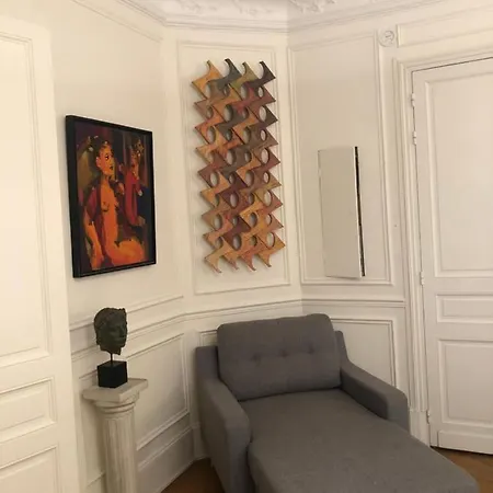 Cosy 2 50m2 Parisian Classic Flat - Passy, 16th Arrondissement, Near Eiffel Tower *