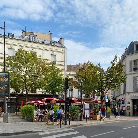 Daire Cosy 2 50m2 Parisian Classic Flat - Passy, 16th Arrondissement, Near Eiffel Tower
