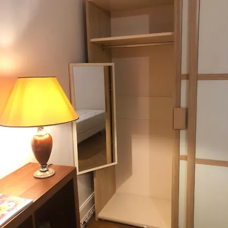Cosy 2 50m2 Parisian Classic Flat - Passy, 16th Arrondissement, Near Eiffel Tower