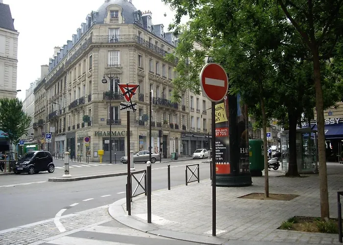 Cosy 2 50m2 Parisian Classic Flat - Passy, 16th Arrondissement, Near Eiffel Tower *