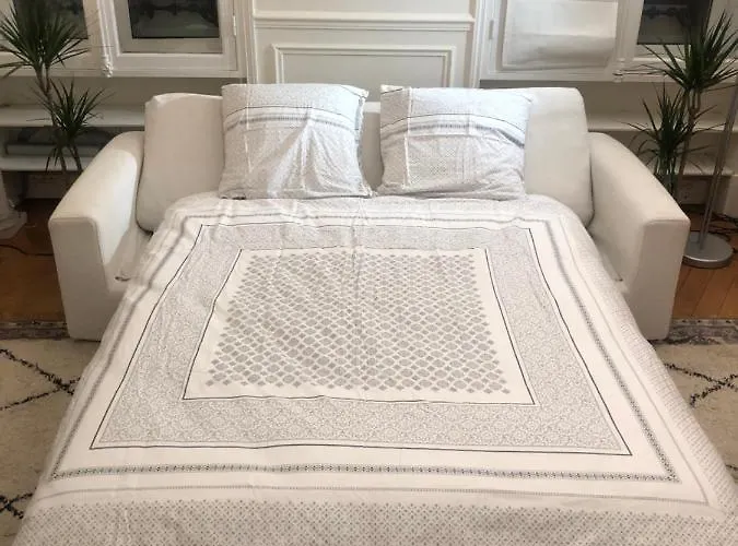 Cosy 2 50m2 Parisian Classic Flat - Passy, 16th Arrondissement, Near Eiffel Tower * 파리