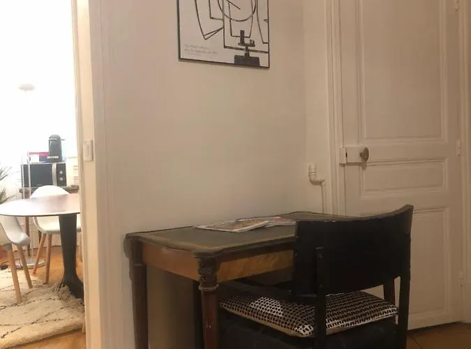 Cosy 2 50m2 Parisian Classic Flat - Passy, 16th Arrondissement, Near Eiffel Tower 아파트 *