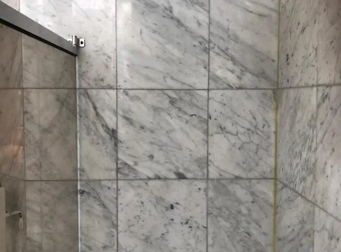 아파트 Cosy 2 50m2 Parisian Classic Flat - Passy, 16th Arrondissement, Near Eiffel Tower 파리