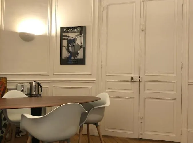 Cosy 2 50m2 Parisian Classic Flat - Passy, 16th Arrondissement, Near Eiffel Tower 아파트 *