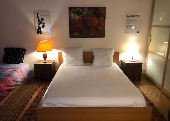 Cosy 2 50m2 Parisian Classic Flat - Passy, 16th Arrondissement, Near Eiffel Tower