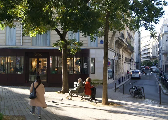 Cosy 2 50m2 Parisian Classic Flat - Passy, 16th Arrondissement, Near Eiffel Tower * 파리